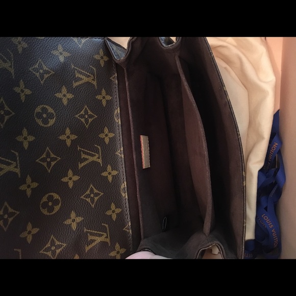 SOLD LV Pochette Metis Monogram - Picture 6 of 15